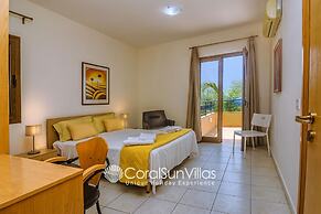 Exceptional Large Villa, Free Heated Pool 1 NOV - 15 Jan, Privacy,prim