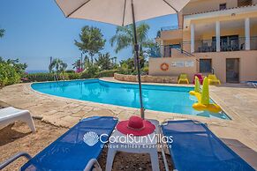 Exceptional Large Villa, Free Heated Pool 1 NOV - 15 Jan, Privacy,prim
