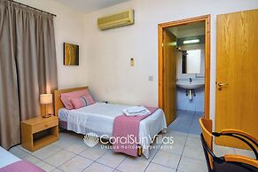 Exceptional Large Villa, Free Heated Pool 1 NOV - 15 Jan, Privacy,prim