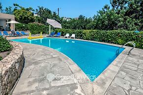 Exceptional Large Villa, Free Heated Pool 1 NOV - 15 Jan, Privacy,prim