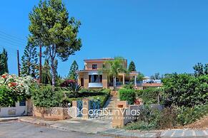 Exceptional Large Villa, Free Heated Pool 1 NOV - 15 Jan, Privacy,prim