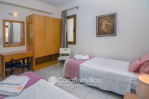 Exceptional Large Villa, Free Heated Pool 1 NOV - 15 Jan, Privacy,prim