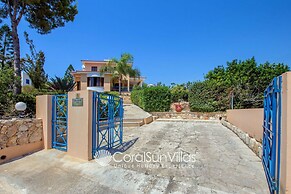 Exceptional Large Villa, Free Heated Pool 1 NOV - 15 Jan, Privacy,prim