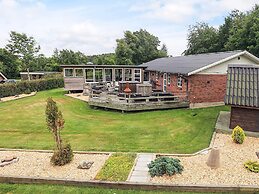 17 Person Holiday Home in Roslev-by Traum
