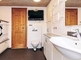 17 Person Holiday Home in Roslev-by Traum