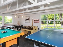 17 Person Holiday Home in Roslev-by Traum