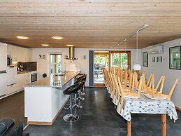 17 Person Holiday Home in Roslev-by Traum