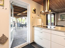 17 Person Holiday Home in Roslev-by Traum