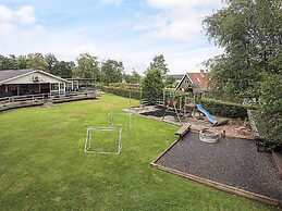 17 Person Holiday Home in Roslev-by Traum