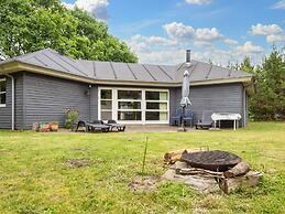 6 Person Holiday Home in Ansager-by Traum