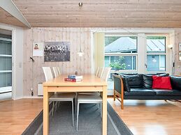 6 Person Holiday Home in Ansager-by Traum