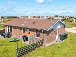 7 Person Holiday Home in Frostrup