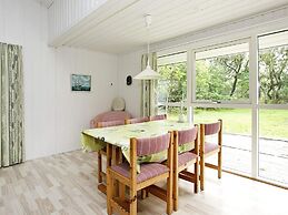 6 Person Holiday Home in Albaek-by Traum
