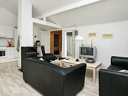 6 Person Holiday Home in Albaek-by Traum