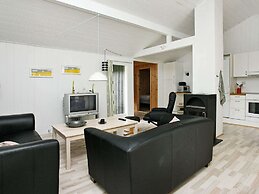 6 Person Holiday Home in Albaek-by Traum