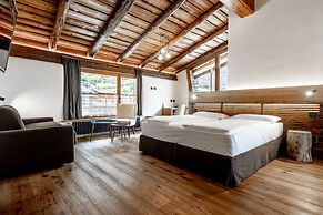 Curt di Clement Eco Mobility Hotel
