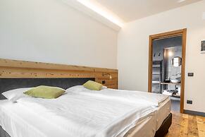Curt di Clement Eco Mobility Hotel