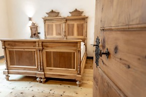 Curt di Clement Eco Mobility Hotel