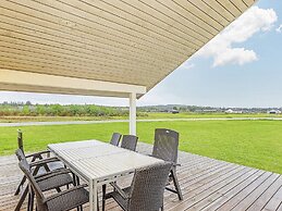 10 Person Holiday Home in Brovst-by Traum