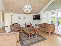 10 Person Holiday Home in Brovst-by Traum