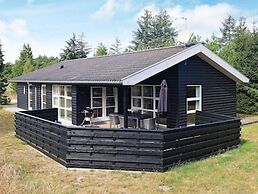 8 Person Holiday Home in Albaek-by Traum