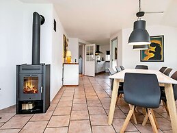 6 Person Holiday Home in Humble-by Traum