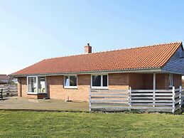 6 Person Holiday Home in Humble-by Traum