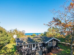 6 Person Holiday Home in Allingabro