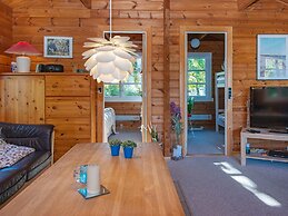 6 Person Holiday Home in Allingabro