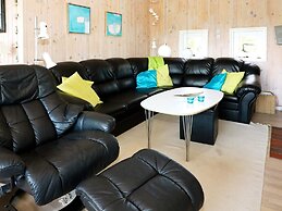 6 Person Holiday Home in Hadsund-by Traum