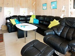 6 Person Holiday Home in Hadsund-by Traum