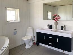 9 Person Holiday Home in Harboore-by Traum