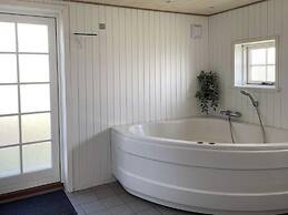 9 Person Holiday Home in Harboore-by Traum