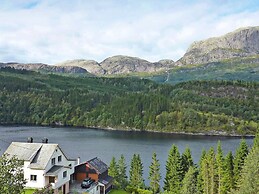 10 Person Holiday Home in Bygstad-by Traum