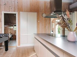 8 Person Holiday Home in Harboore-by Traum