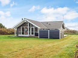 8 Person Holiday Home in Harboore-by Traum