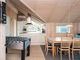 8 Person Holiday Home in Harboore-by Traum