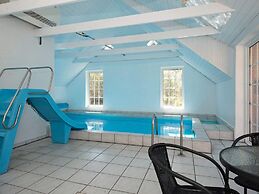 Luxurious Cabin With Pool in Ringkøbing