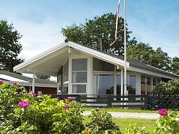 Luring Holiday Home in Poljana With Sea Nearby