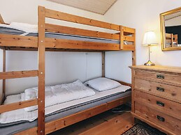 Luring Holiday Home in Poljana With Sea Nearby