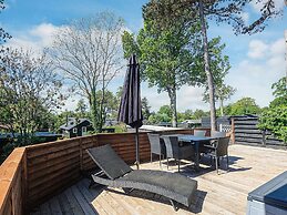 Luring Holiday Home in Poljana With Sea Nearby