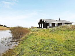 10 Person Holiday Home in Frostrup