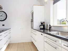 10 Person Holiday Home in Grenaa-by Traum