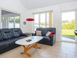 10 Person Holiday Home in Grenaa-by Traum