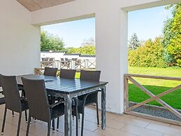 10 Person Holiday Home in Grenaa-by Traum