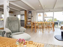 8 Person Holiday Home in Lemvig-by Traum