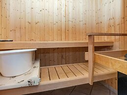 6 Person Holiday Home in Hemmet-by Traum