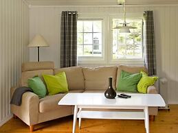 4 Person Holiday Home in Utvik-by Traum