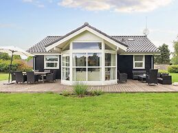 6 Person Holiday Home in Vaeggerlose-by Traum