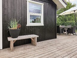 6 Person Holiday Home in Vaeggerlose-by Traum